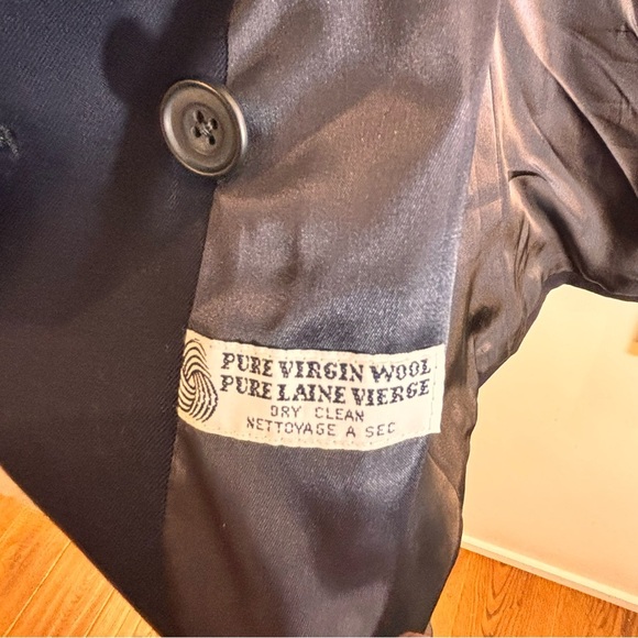 AQUASCUTUM Sz 6 Double-Breasted Blazer with Gold Buttons Shoulder Pads 100% Wool - Picture 13 of 14